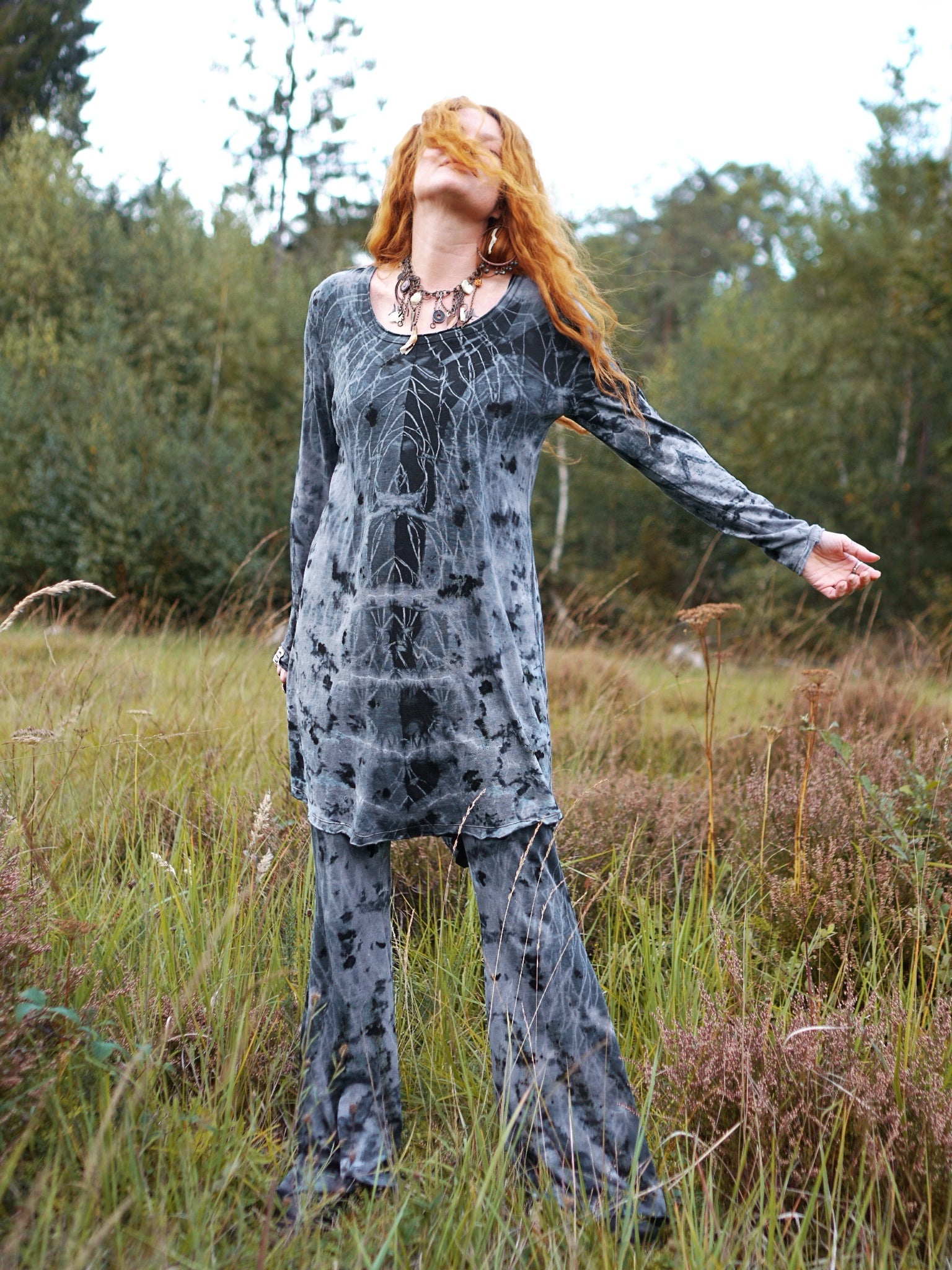 Cozy Oversized Long Sleeve Dress - Black Grey