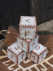Runen Würfel Set Elder Futhark black or white