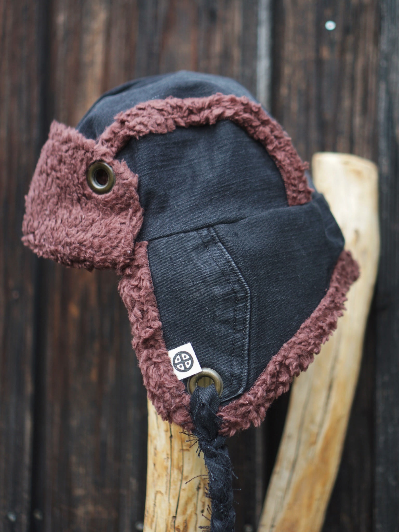 Cozy Jeans Hat - Black Brown