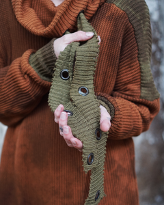 Oversize Knitted long Sweater - Rust / Olive