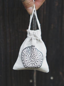 Decision Dice - Black or White with Terracotta