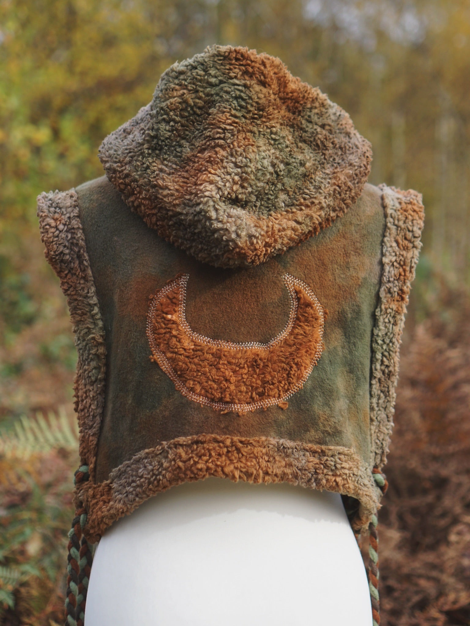 Hoodie Vest - Fallen Leafs