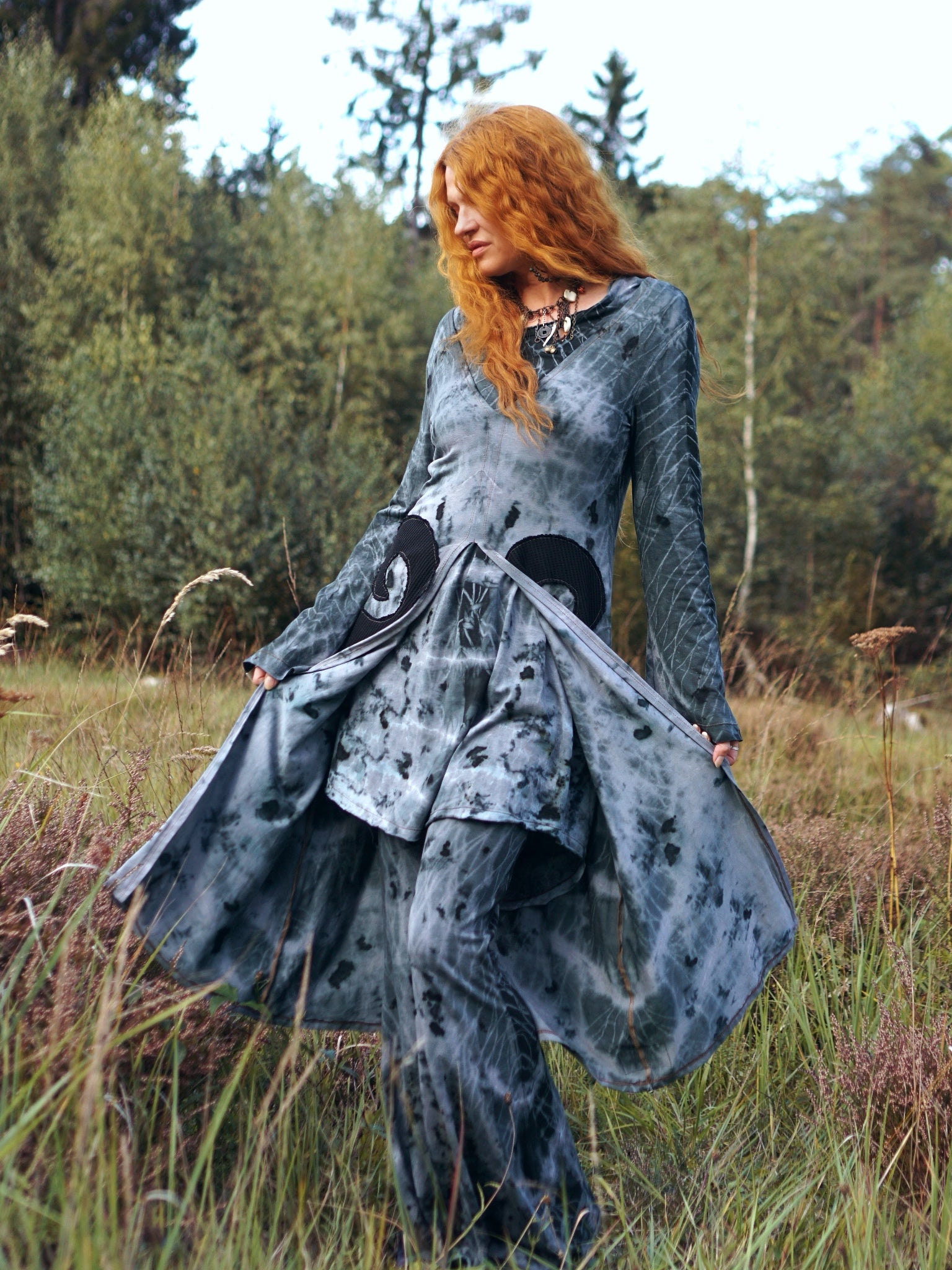 Spiral Bamboo Long Sleeve Overdress - Black Grey