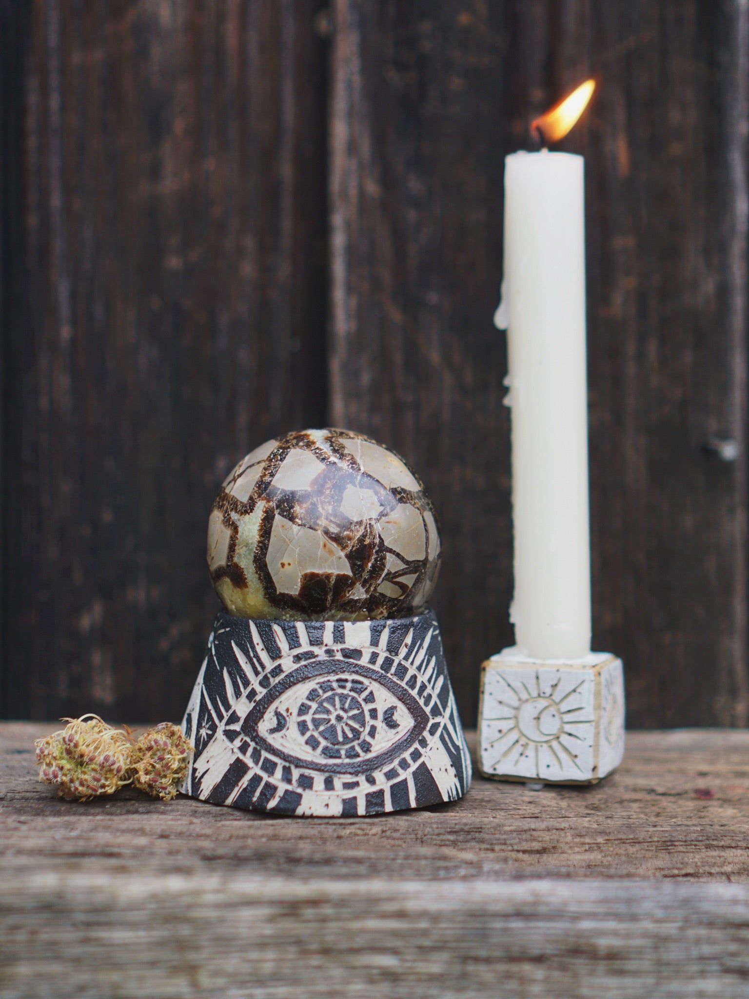Crystal Stoneball Holder - Black