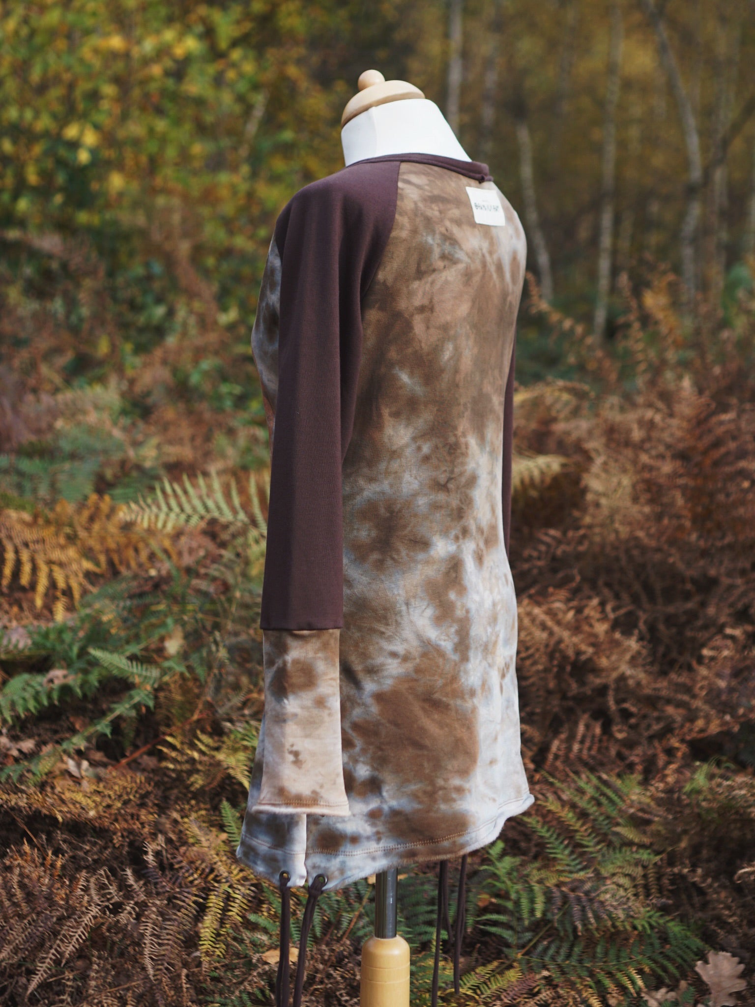 Oak Leaf Raglan Long Sleeve - Brown