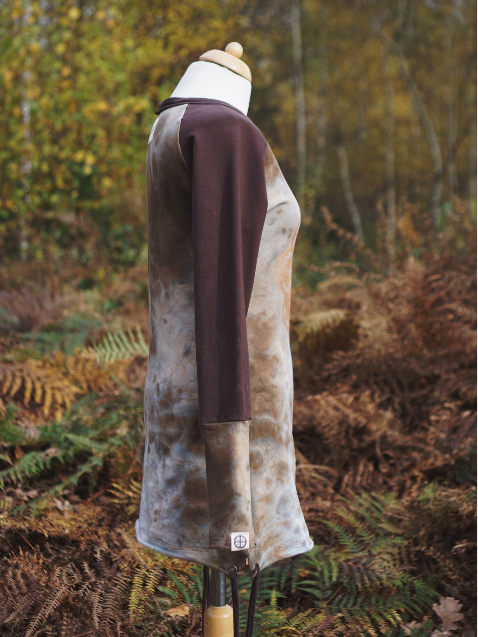 Oak Leaf Raglan Long Sleeve - Brown