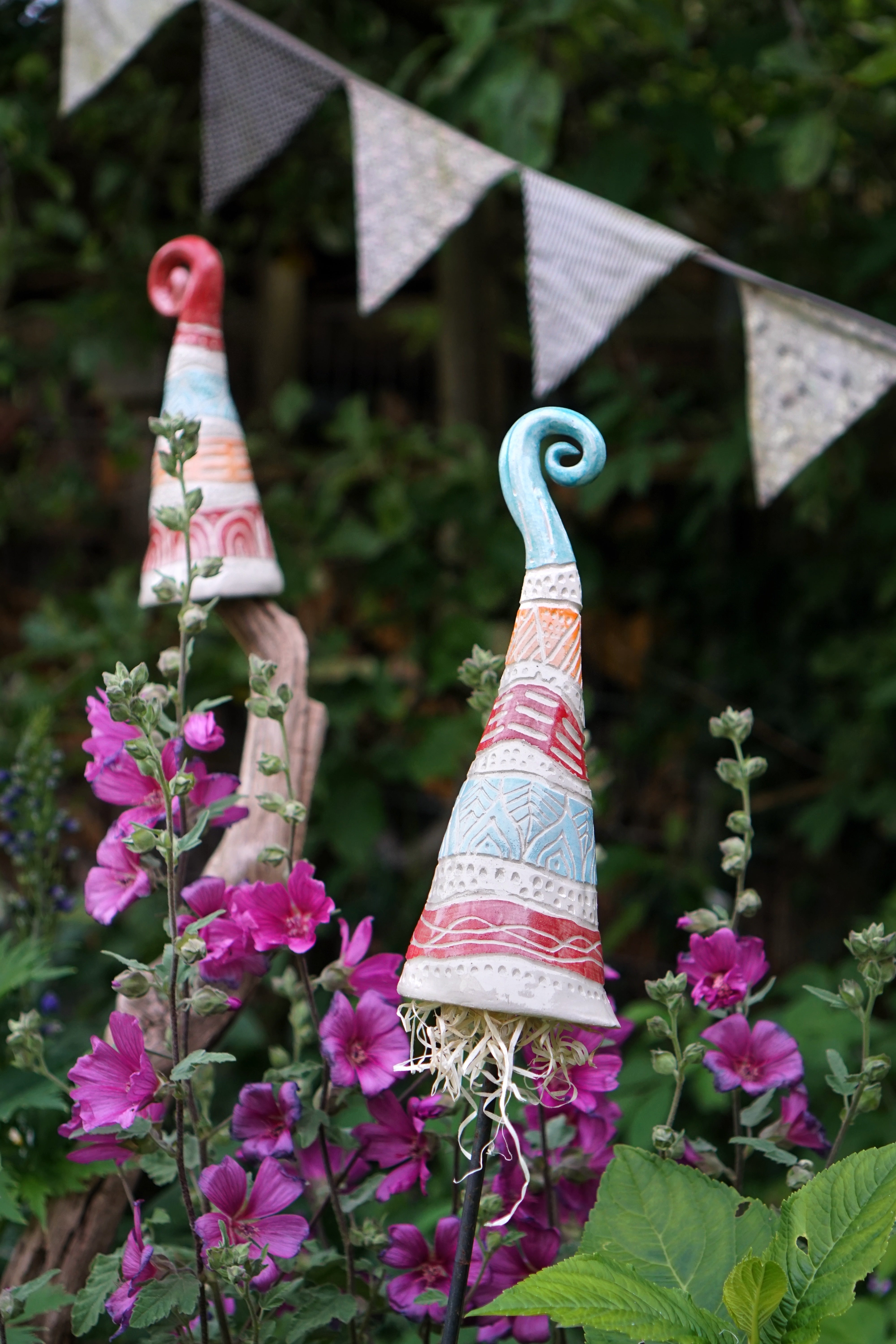 Insect Hotel / Flower Plug - Poppy