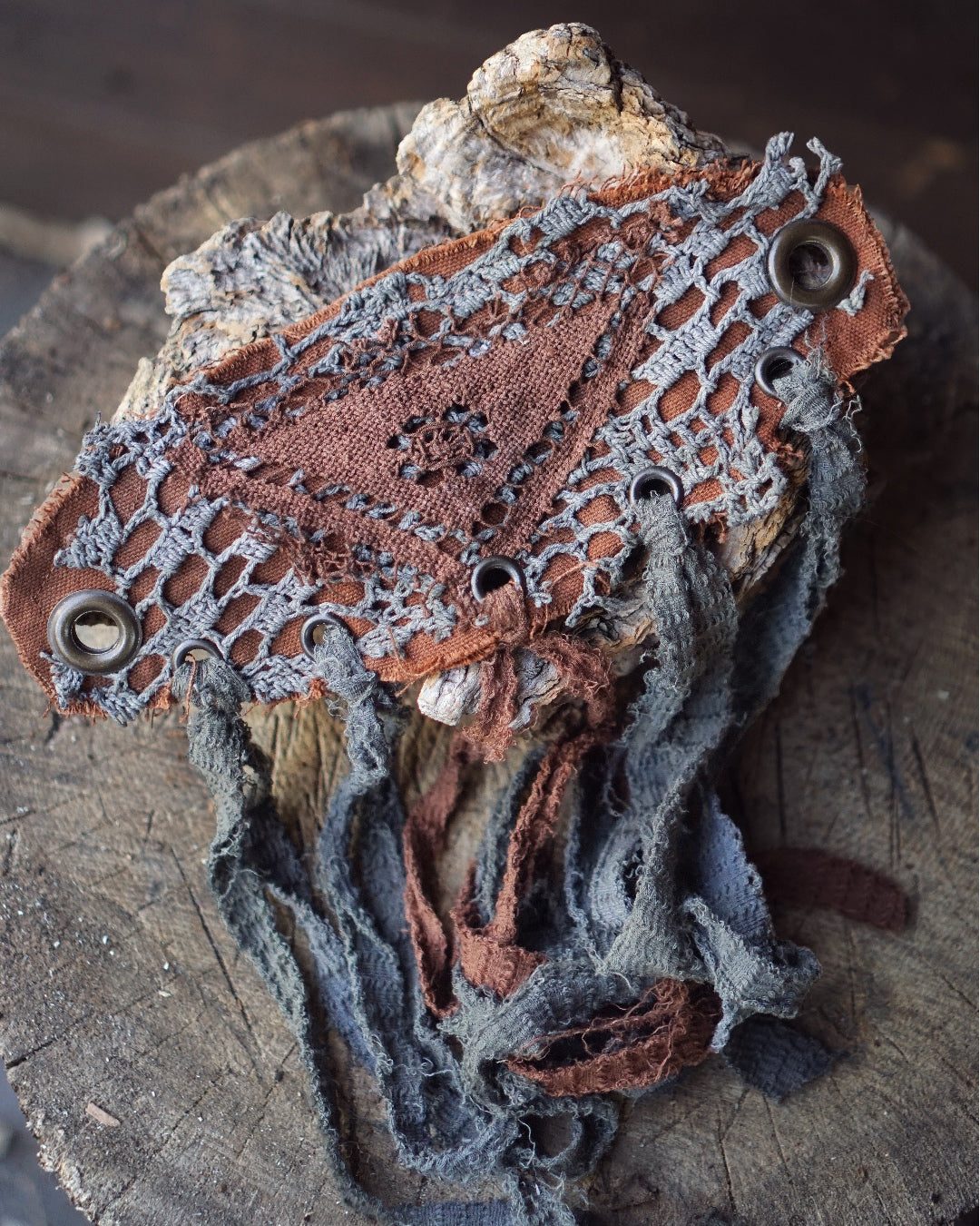 Fabric Fringe Belt Buckle - Rust / Grey