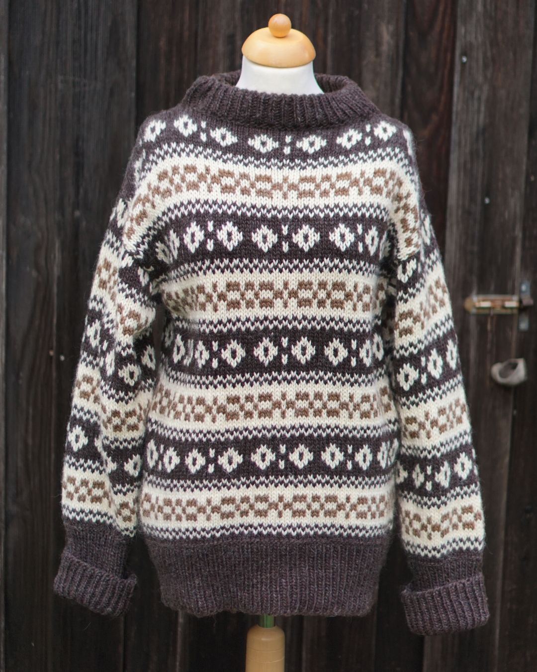 Nordic top knit sweater