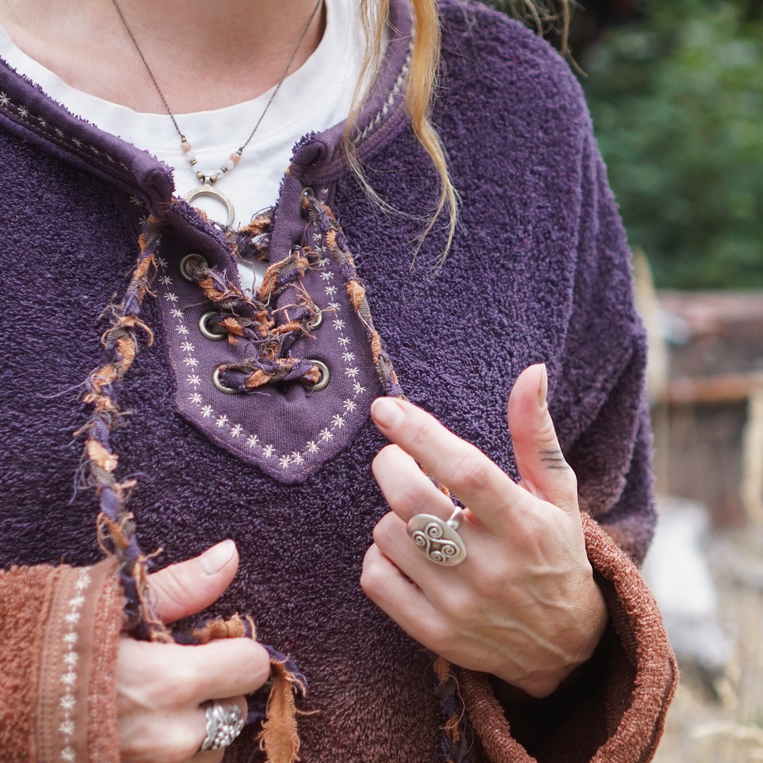 Luna lacing Sweater - Aubergine/Cestnut