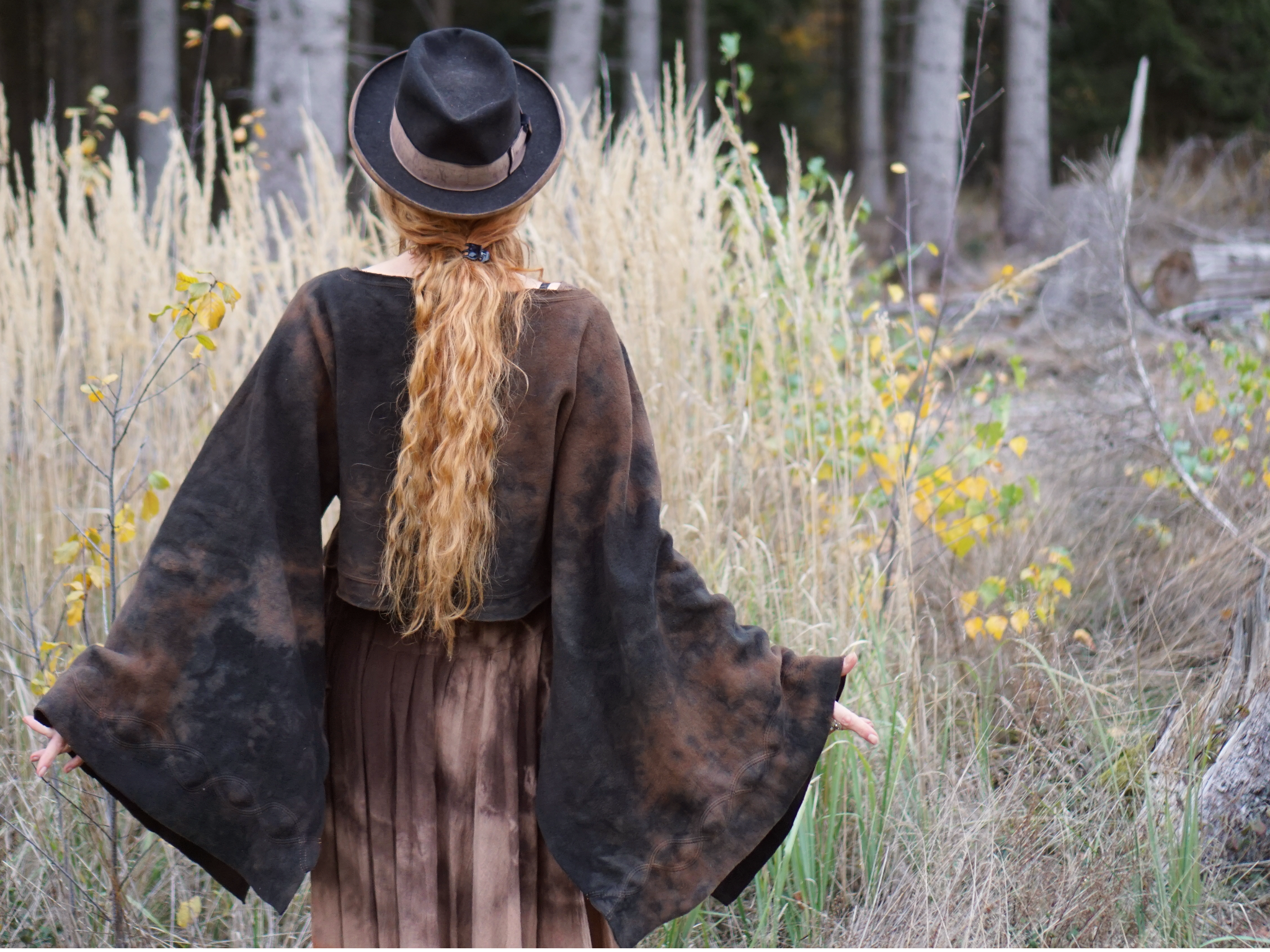 Magic Fleece Tunic - Black Soil